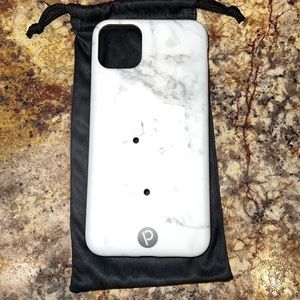 LOOPY - White marble  loopy for an iPhone 11 Pro Max